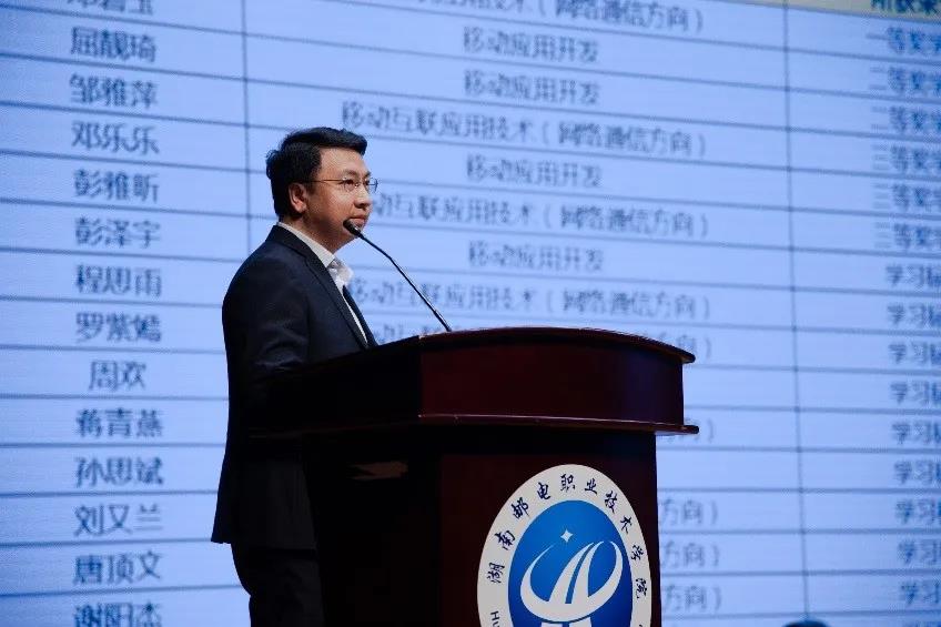 尊时凯龙·(中国区)人生就是搏!
