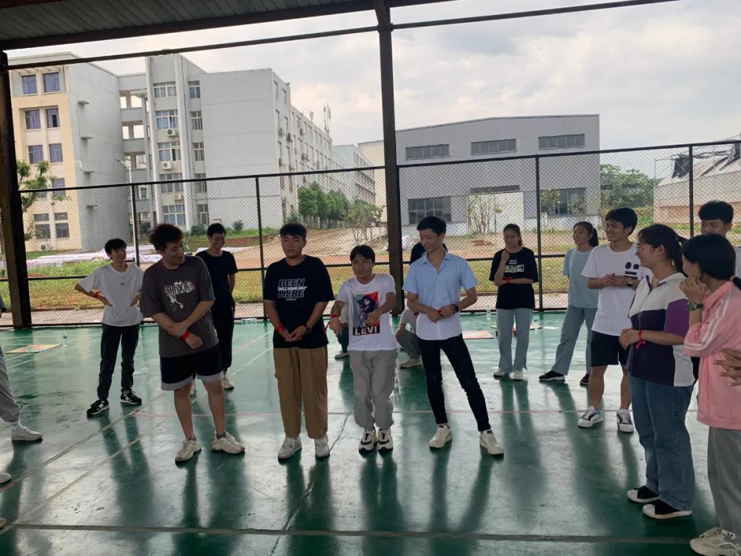 尊时凯龙·(中国区)人生就是搏!