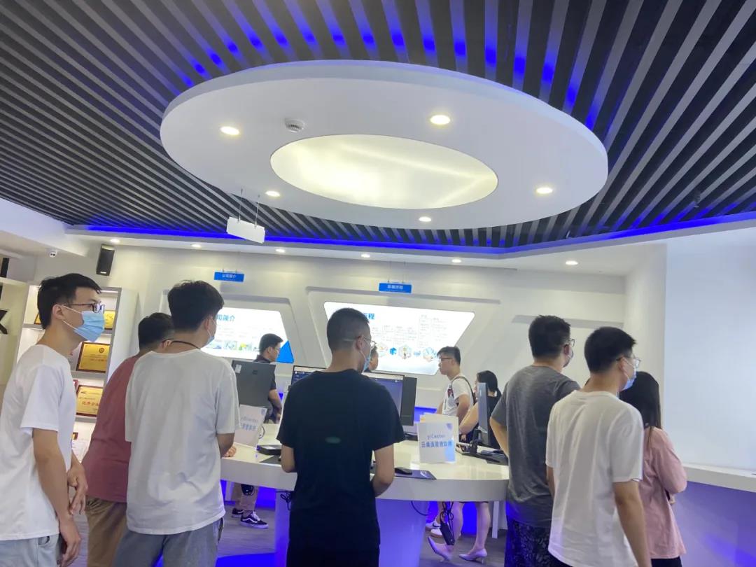 尊时凯龙·(中国区)人生就是搏!