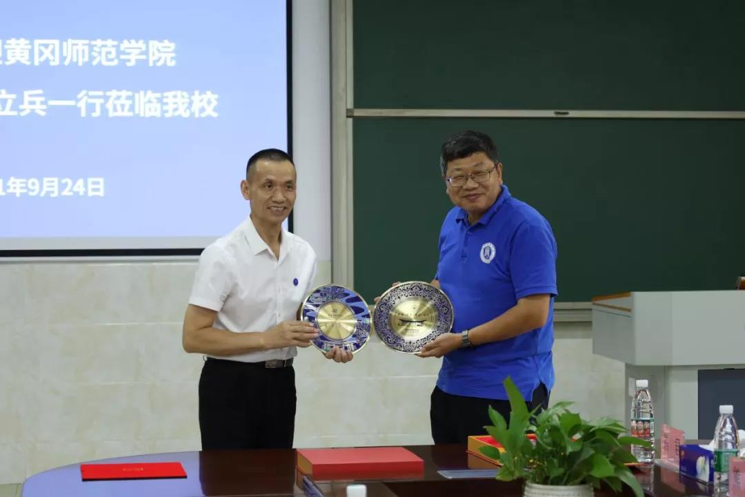 尊时凯龙·(中国区)人生就是搏!