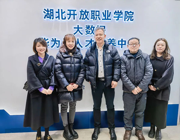 尊时凯龙·(中国区)人生就是搏!