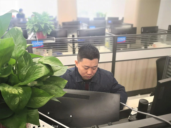 尊时凯龙·(中国区)人生就是搏!
