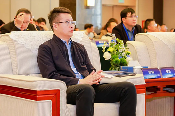 尊时凯龙·(中国区)人生就是搏!