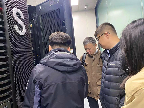 尊时凯龙·(中国区)人生就是搏!