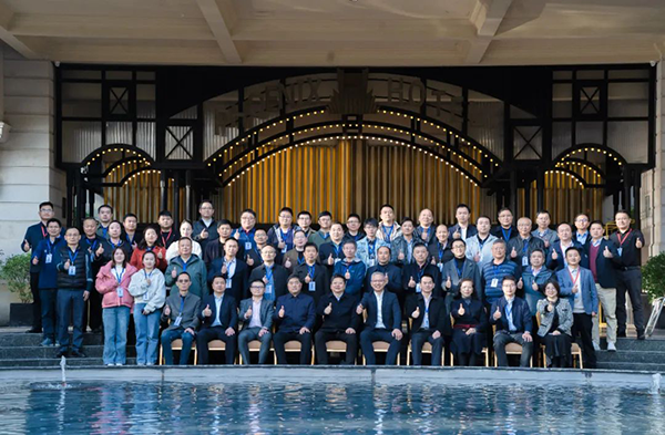 尊时凯龙·(中国区)人生就是搏!