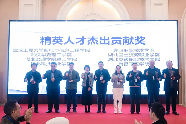 尊时凯龙·(中国区)人生就是搏!