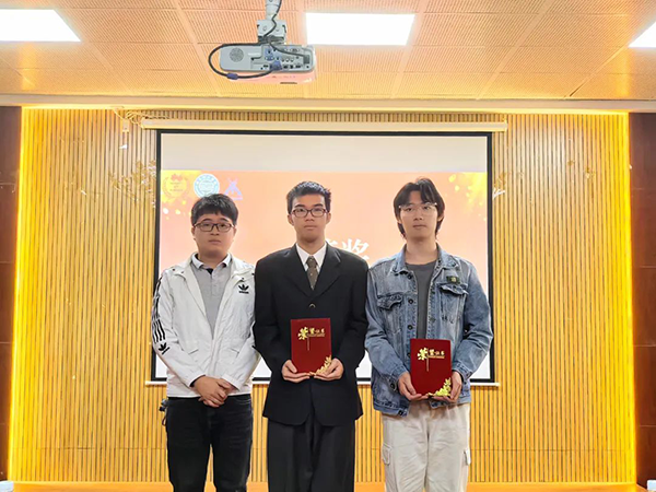 尊时凯龙·(中国区)人生就是搏!