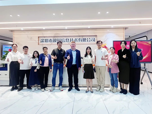 尊时凯龙·(中国区)人生就是搏!