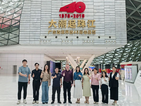 尊时凯龙·(中国区)人生就是搏!